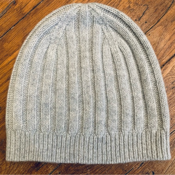 J. Crew Accessories - J. Crew cashmere everyday beanie